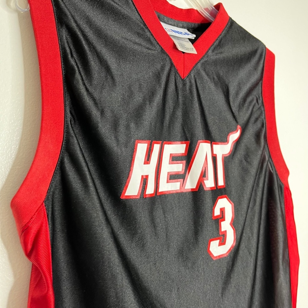 NBA Youth Dwayne Wade Miami Heat Jersey Black Vintage Size XL - Picture 2 of 9